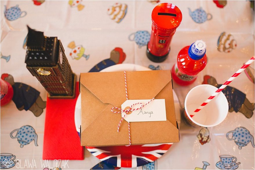 London inspired kids party table decor