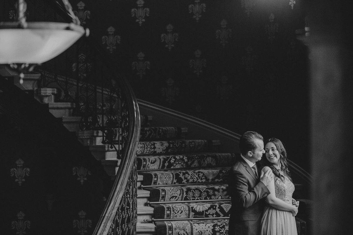 intimate wedding photography St Pancras Hotel London
