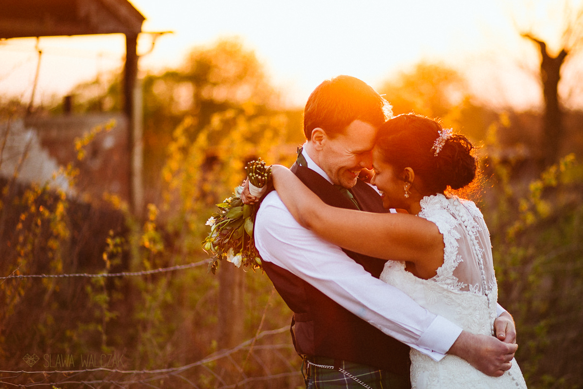 Golden Hour Photography at a Wedding on the Cockdurno Farmhouse in Scotland