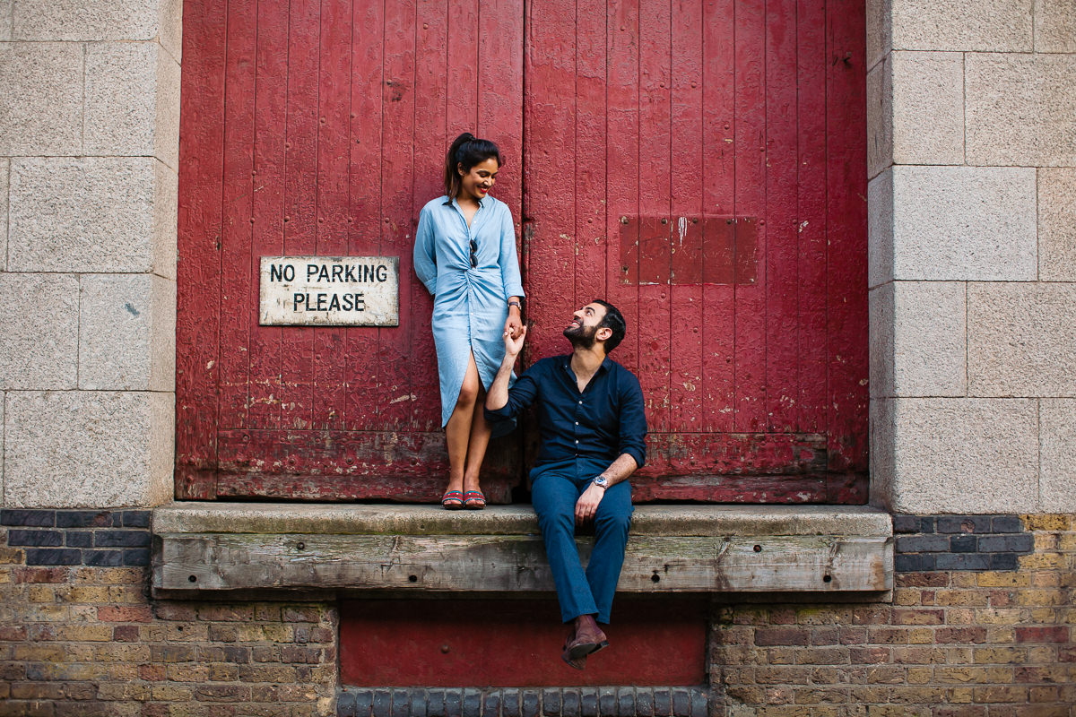 super relaxed pre wedding photos in Wapping Wharf
