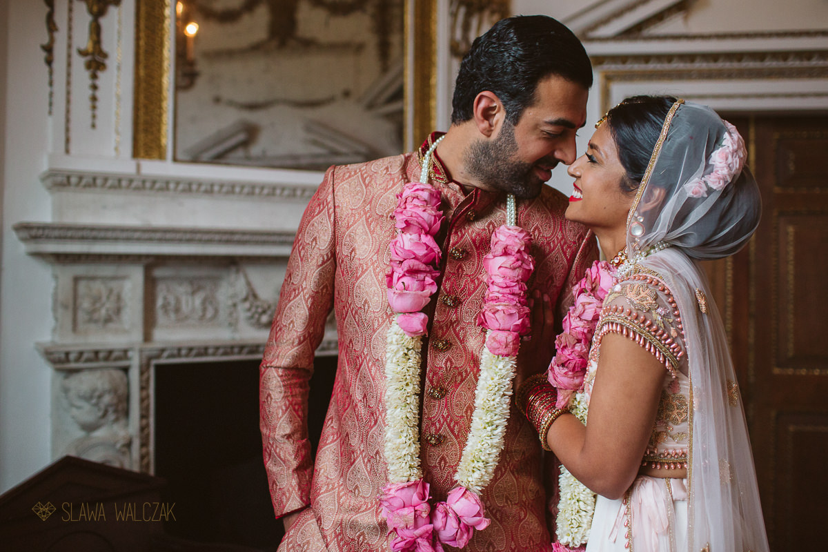 Indian couple photos at Chiswick House