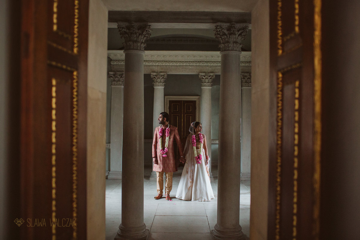 Indian couple photos at Chiswick House