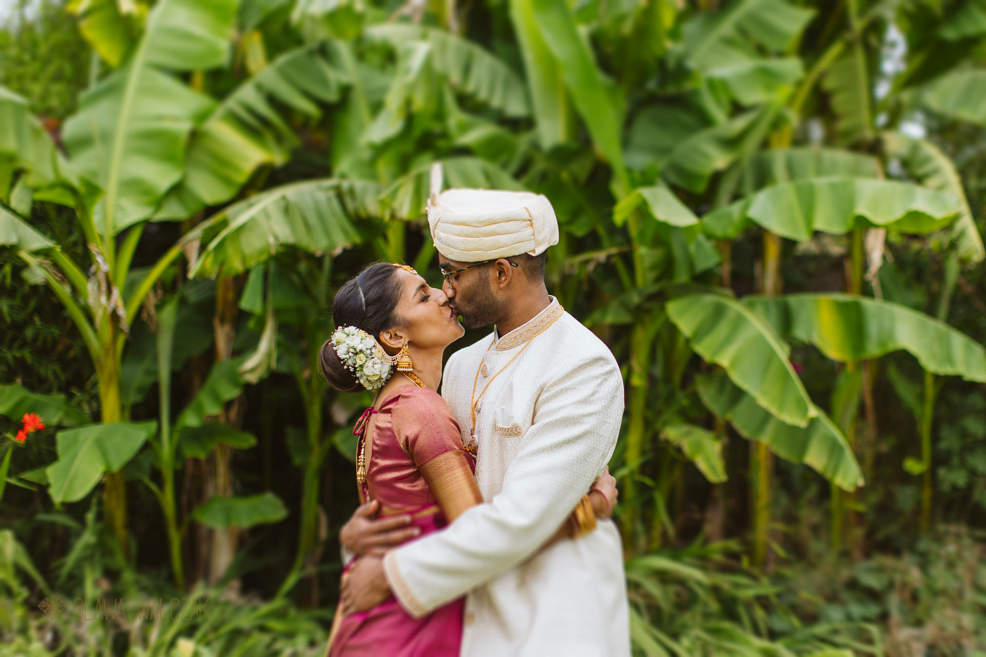 Tamil Hindu Couple photography at Ditton Manor Slough