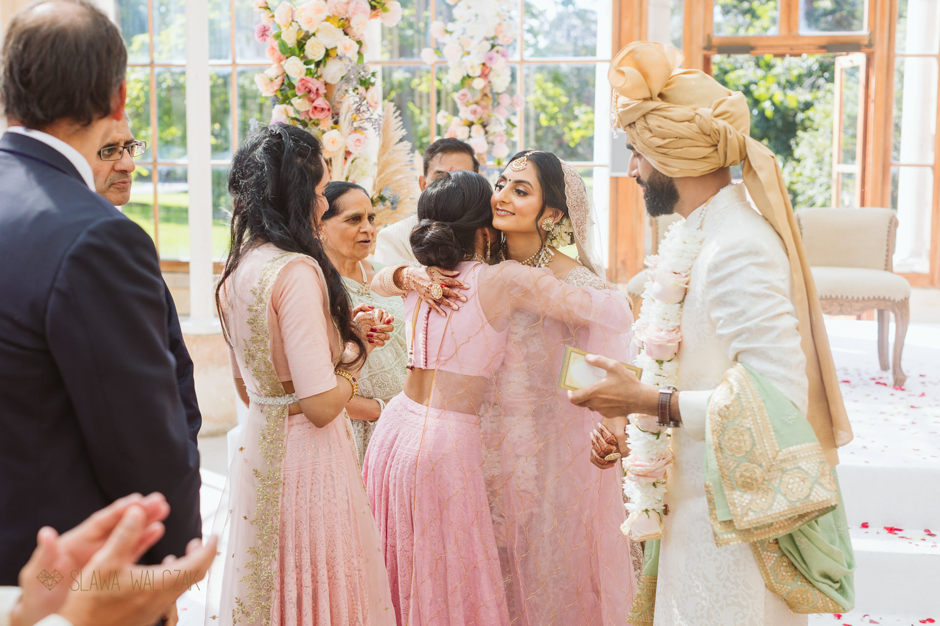 Kew Gardens Hindu wedding Vidai photos