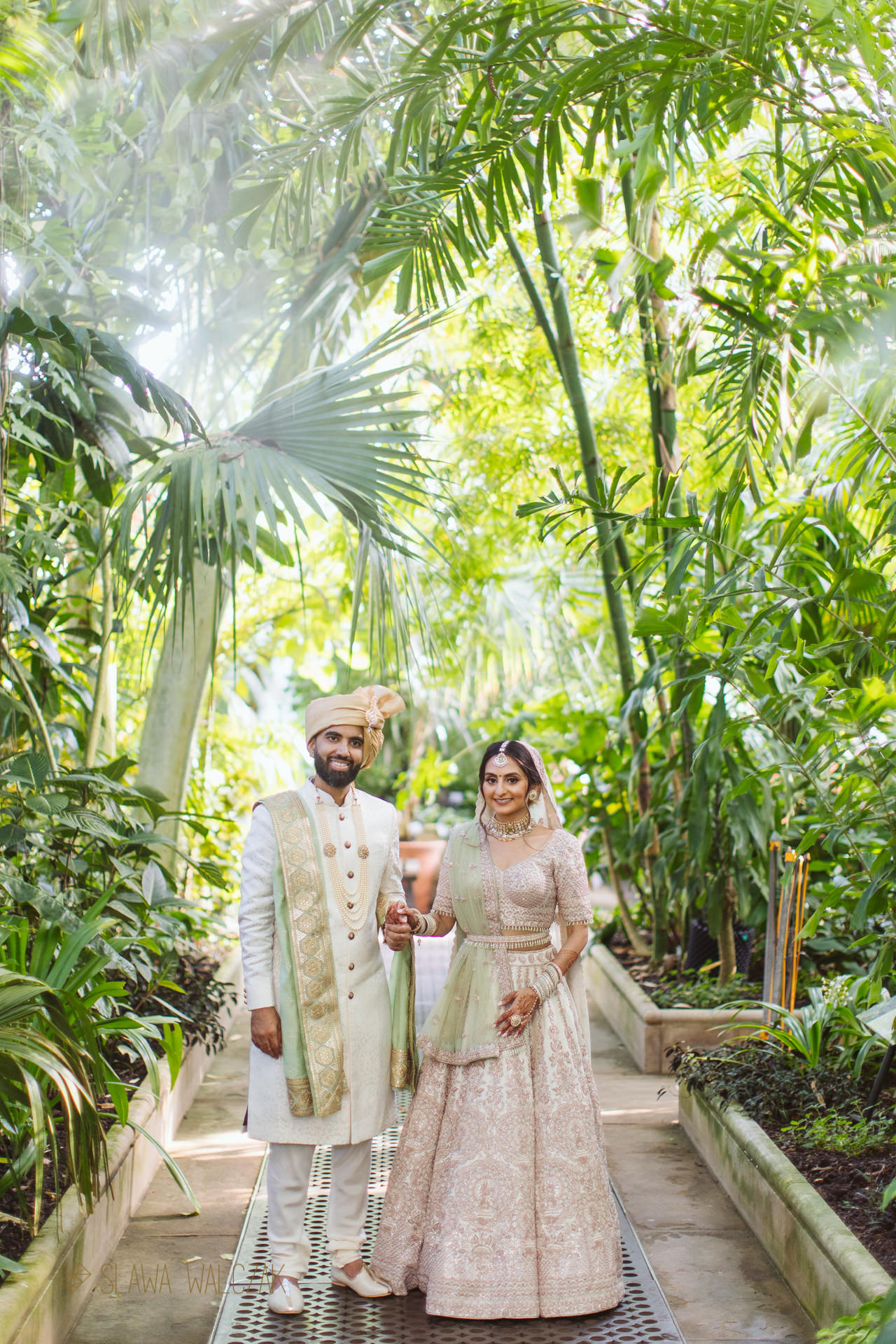 Hindu Couple Photoshoot at Kew